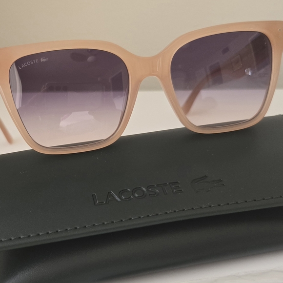 Lacoste Women's Peach Gradient Sunglasses - Picture 1 of 3